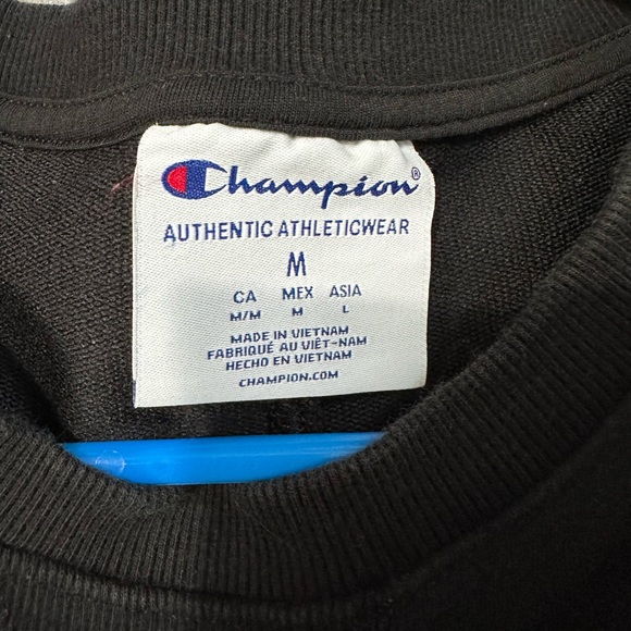 Champion sweatshirt medium - Picture 3 of 3